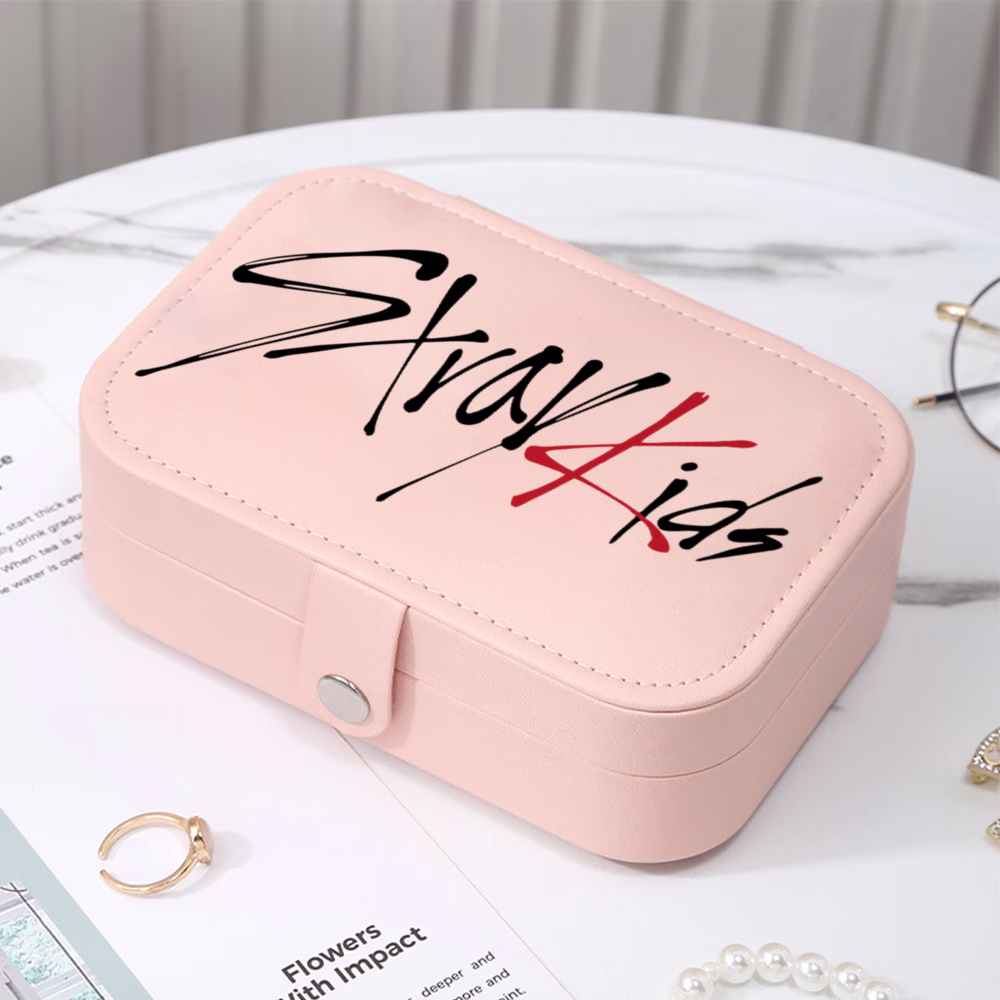 ff5dc72dc7ab0b168319f5fae5236b2d.png Stray Kids Pink Leather Jewelry Zippered Box - Image 1